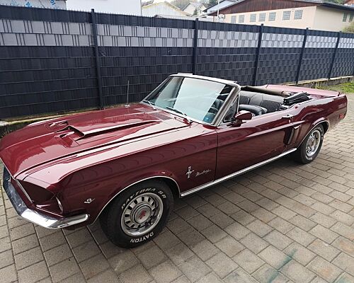 Ford Mustang V8 TÜV neu H Zulassung