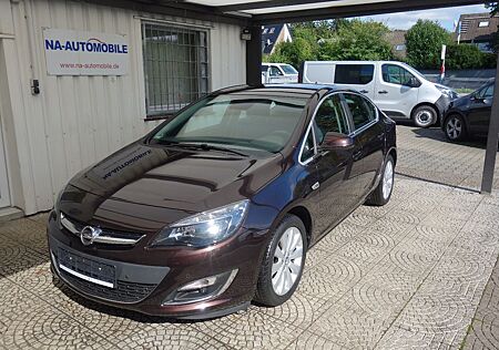 Opel Astra J Lim. 4-trg. Exklusiv ecoFlex/Navi,6-gang