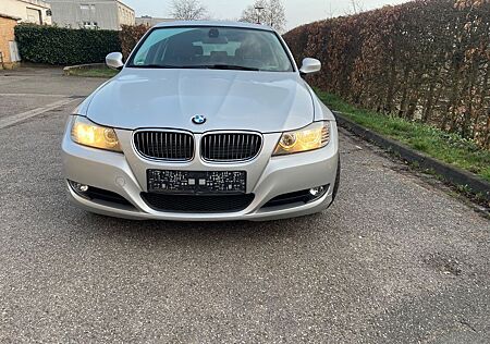 BMW 325i xDrive Touring -