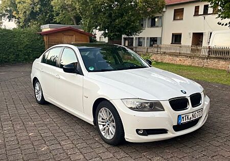 BMW 320d - Limousine (E90) Automatik in Alpina Weiß