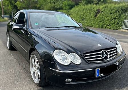 Mercedes-Benz CLK 220