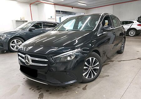 Mercedes-Benz B 180 B180 2.0DCT * NAVIGATION * ALU * LED LIGHT