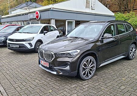 BMW X1 gebraucht kaufen BMW X1 xDrive20d /NAVI/LED/SCHECKHEFTGEPFLEGT/