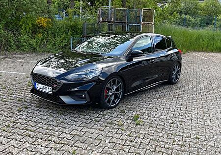 Ford Focus 2,3 EcoBoost ST Styling-Paket Auto ST ...