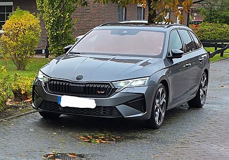 Skoda Octavia 2.0 TSI DSG RS Combi RS