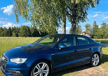 Audi A3 2.0 TDI quattro clean diesel S line S line