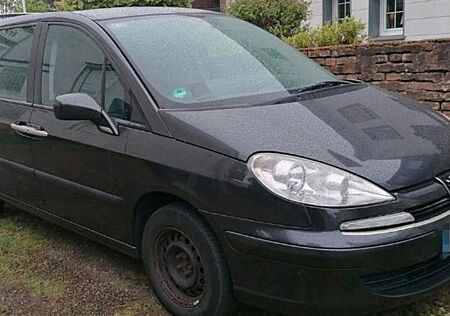 Peugeot 807 Family HDi FAP 135 Family