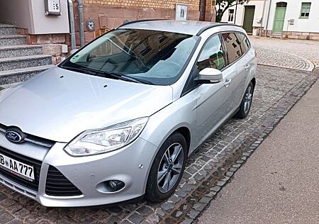 Ford Focus 2,0TDCi 103kW PowerSh. SYNC Edit. Turn...