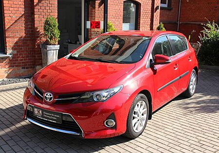 Toyota Auris Start Edition MFL&Shz&Kamera&PDC