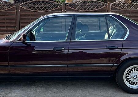 BMW 730i V8