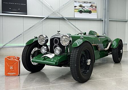 Bentley 3 ½ Litre Race Car - 7.4 L V12 Rolls-Royce VSCC