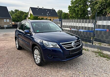 VW Tiguan Volkswagen 2.0 TDI BlueMotion Tech Sport & Style 4x4