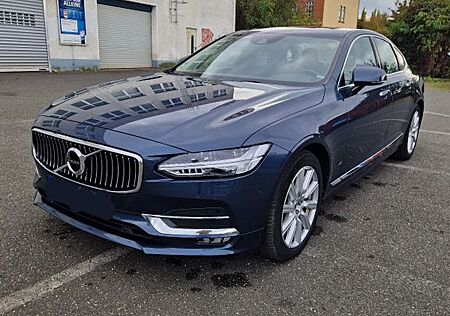 Volvo S90 D4 Inscription LEDER/XENON inkl. Winterräder