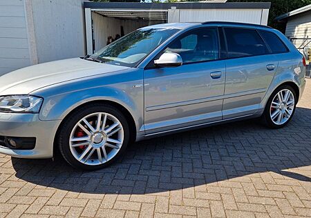 Audi A3 2.0 TFSI quattro S tronic S line Sportb. ...