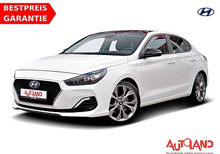 Hyundai i30 Fastback 1.4 T-GDI DCT LED Panorama Kamera