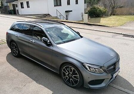 Mercedes-Benz C 43 AMG Mercedes-AMG C 43 4MATIC T Autom. M...