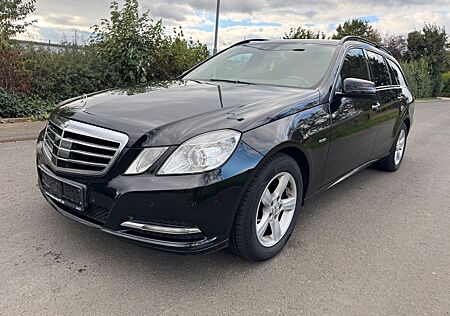 Mercedes-Benz E 220 CDI T BlueEFF. ELEGANCE *Kamera*AHK*Navi*