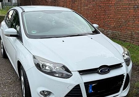 Ford Focus 1,0 EcoBoost 92kW Titanium