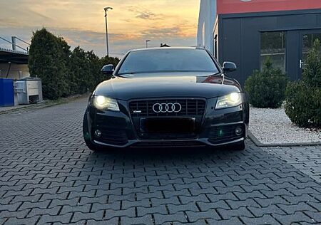 Audi A4 2.0 TFSI 132kW multitronic S line S line