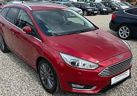 Ford Focus Turnier Titanium -2.Hand-Navi-Standheizung