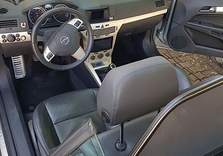 Opel Astra Cabrio 1,8 Benzin / LPG wenige Km