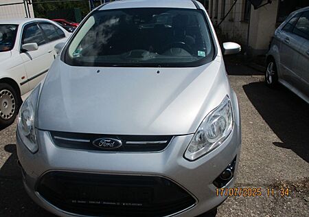 Ford Grand C-Max Titanium 1,0