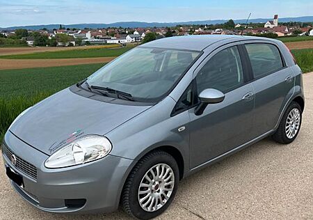 Fiat Punto 1.4 TÜV NEU!