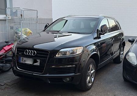 Audi Q7 3.0 TDI (DPF) quattro tiptronic -