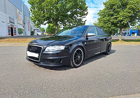 Audi A4 1.8 T -