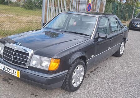 Mercedes-Benz 250 D
