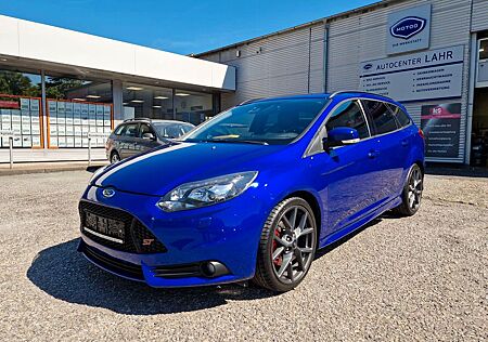Ford Focus Turnier ST