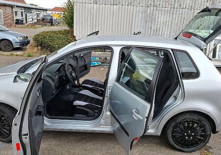 VW Polo Volkswagen 9N 5türig Tüv 1,5j Sparsam Klima
