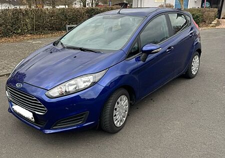 Ford Fiesta 1,6 70KW TÜV frisch Navi 8Fach Ölwechsel