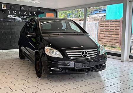 Mercedes-Benz B 150 *Rentnerfahrzeug*