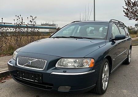 Volvo V70 T5 260PS * Prins -Gasanlage* Standheizung*