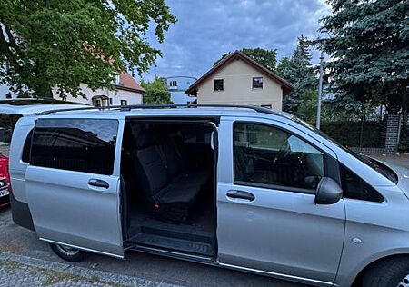 Mercedes-Benz Vito Tourer Lang 90.000km 2 Hand Selbst Lenk ass
