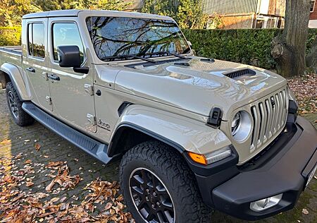 Jeep Gladiator OVERLAND, Exklusiv Zustand, versiegelt