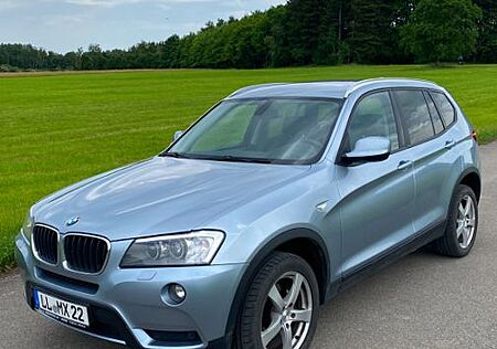 BMW X3 xDrive20d - AHK Navi