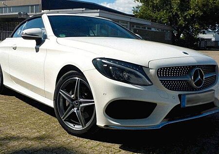Mercedes-Benz C 200 _ Cabrio _ AMG Line _ Airscarf