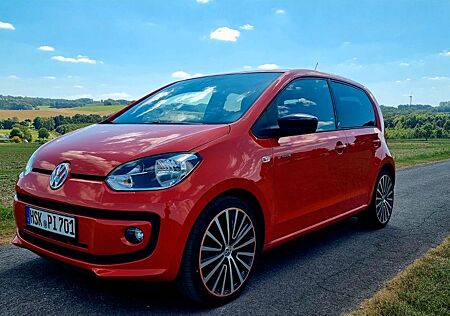 VW Up Volkswagen ! 1.0 55kW groove ! groove !