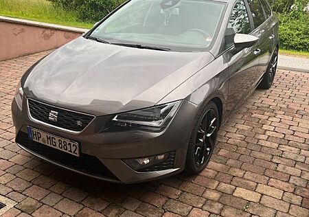 Seat Leon ST 2.0 TDI 135kW Start&Stop FR DSG FR