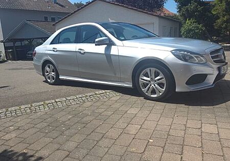Mercedes-Benz E 350 BlueTEC - AMG Line, Vollaustattung