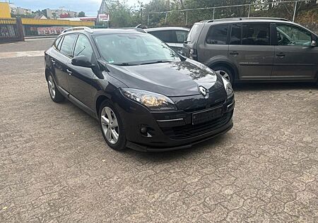 Renault Megane Grandtour Dynamique dCi 150 FAP Autom...