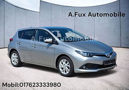 Toyota Auris Hybrid 1,8-l-VVT Aus 2-Hand