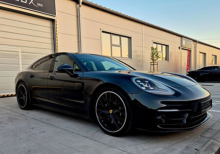 Porsche Panamera 4 E-Hybrid Platinum Edition
