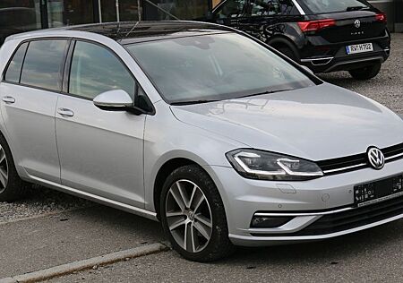 VW Golf Volkswagen VII Lim. Join Start-Stopp Panoramad.