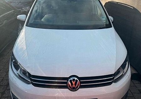 VW Touran Volkswagen Cup 7 Sitzer