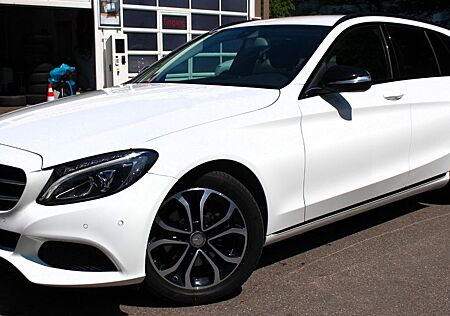 Mercedes-Benz C 220 d Avantgarde Aut.* LEDER* NAVI*LED Night-P