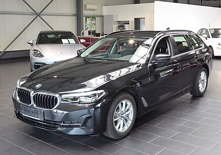 BMW 520d xDrive Touring Aut. 8-fach Navi PDC 1.Hand