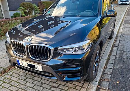 BMW X3 xDrive20d AT - mit Garantie